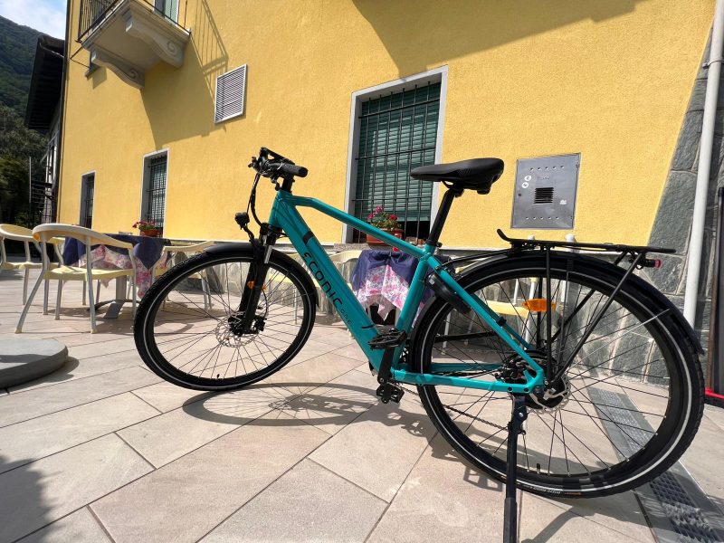 Elektrische fiets huren aan het Comomeer - smart ebike rental